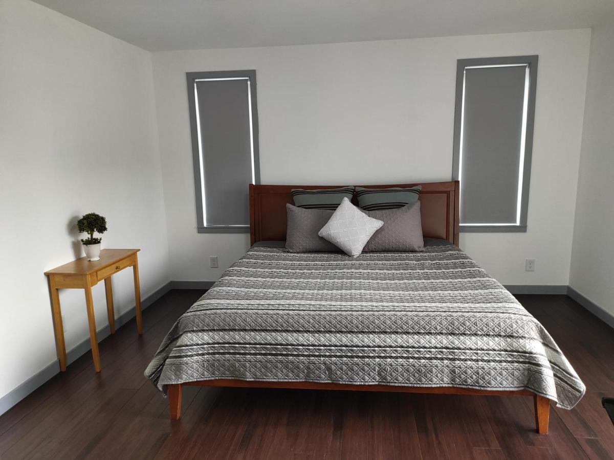 New House With Comfortable King Beds Medford Extérieur photo